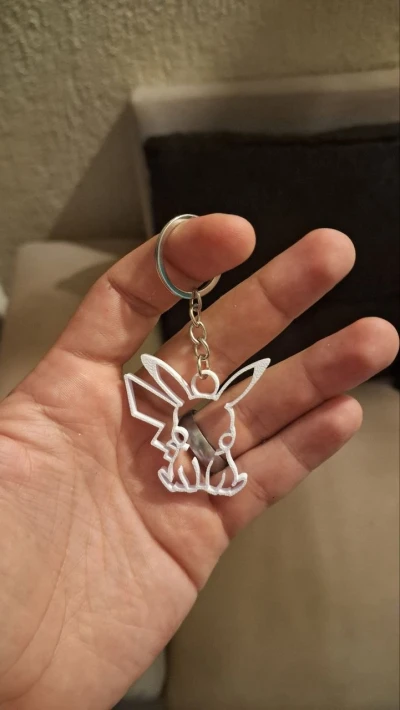 Chaveiro Pikachu Branco Liso