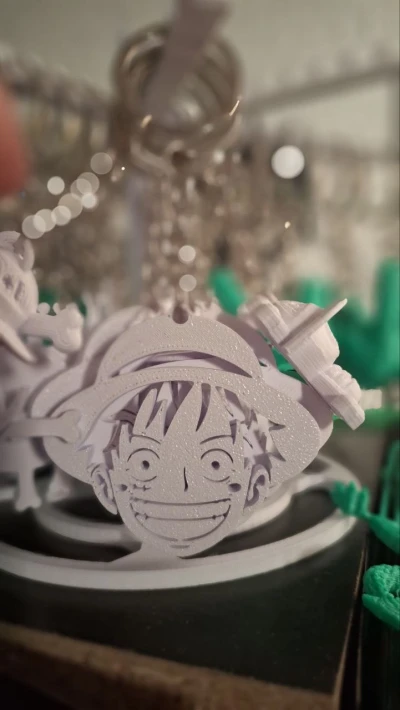 Chaveiro Rosto Luffy Branco Liso
